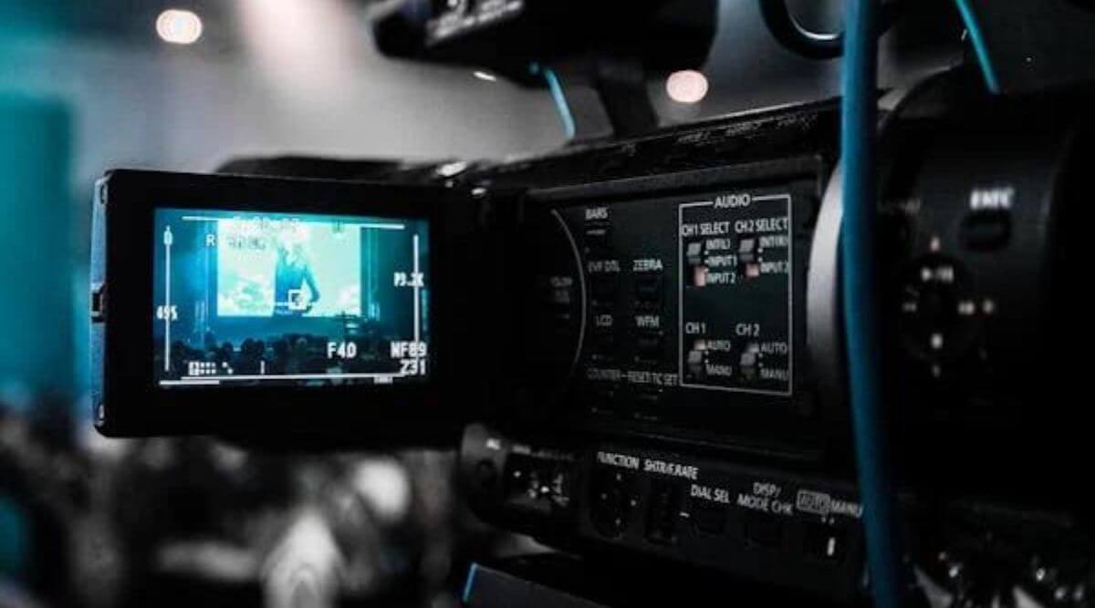 Beyond CGI: Exploring the Magic of Practical Effects in Sci-Fi Movies